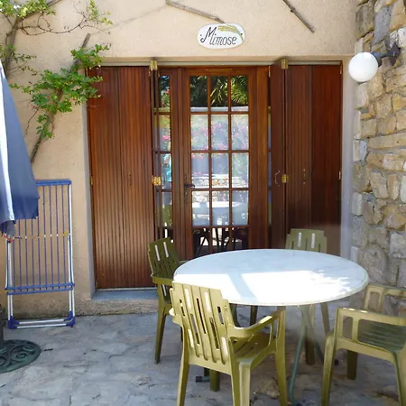 Guest house Domaine De La Tour Salavas
